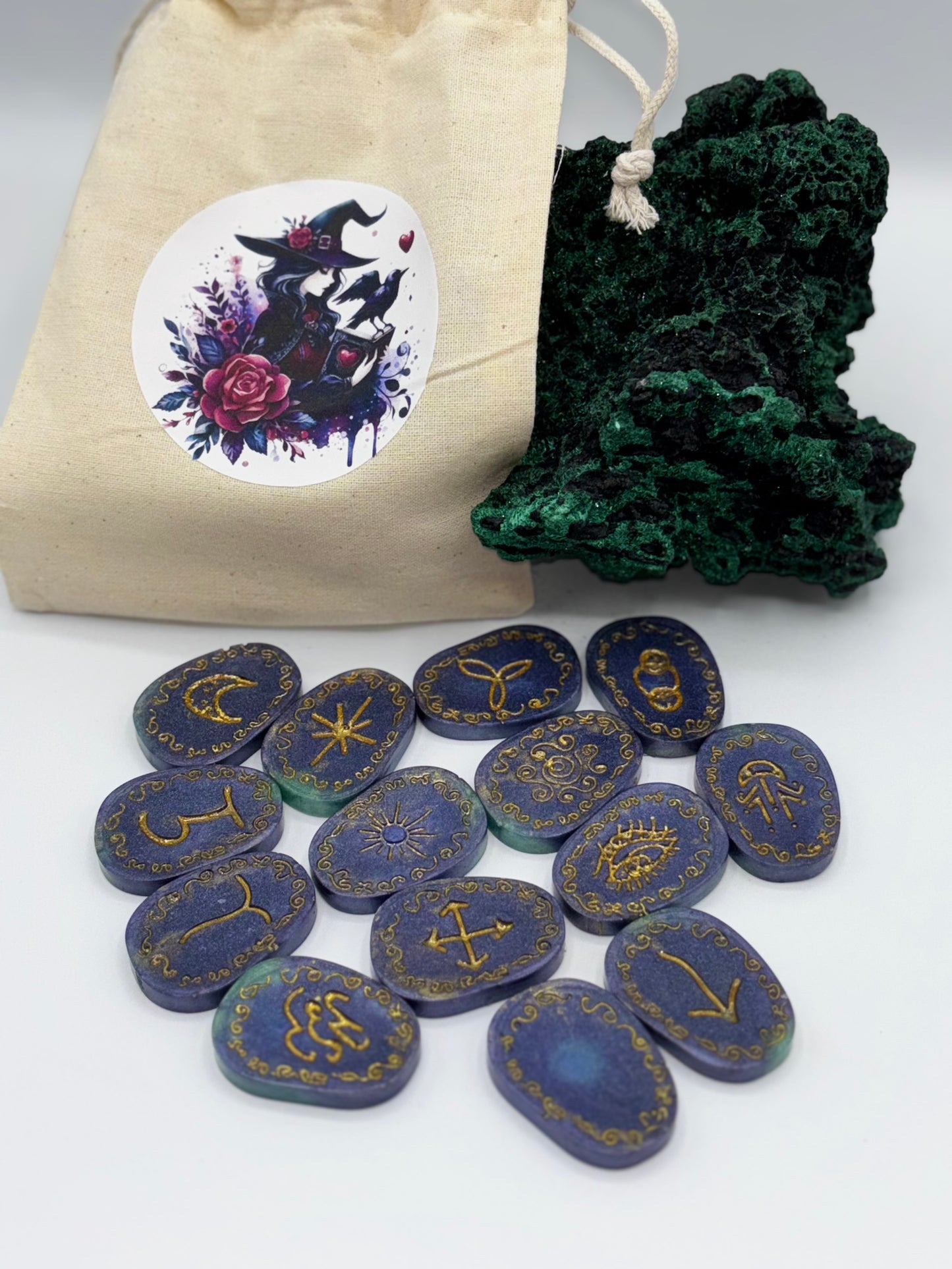 ENSEMBLE DE RUNES DE SORCIÈRE